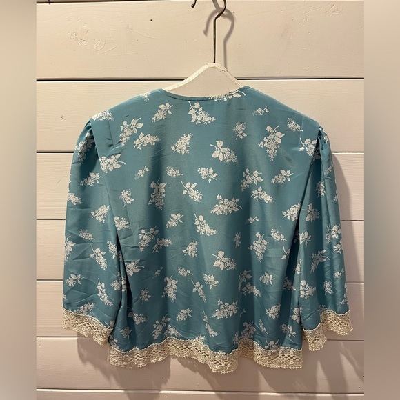 ANDREA GAYLE – Vintage -Teal Floral Top with Lace – Size 14 - Picture 8 of 9